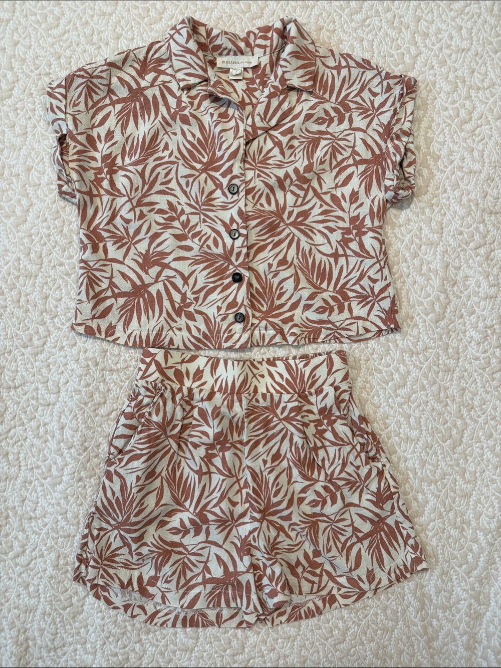 Monteau LA Tropical Leaf Matching Set: Button Front Top & Elastic Waist Shorts S